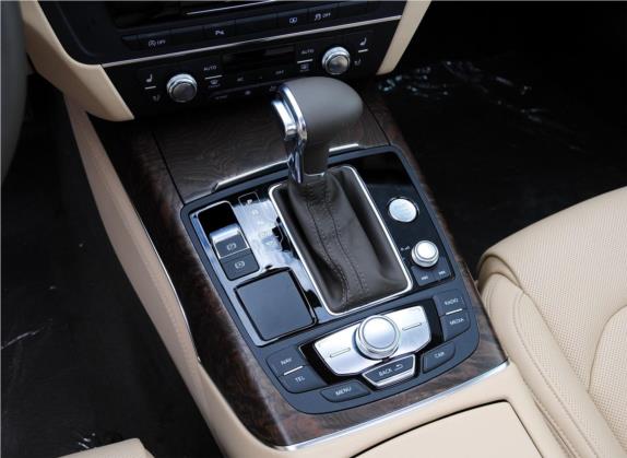 奥迪A6L 2012款 35 FSI quattro 豪华型 中控类   挡把