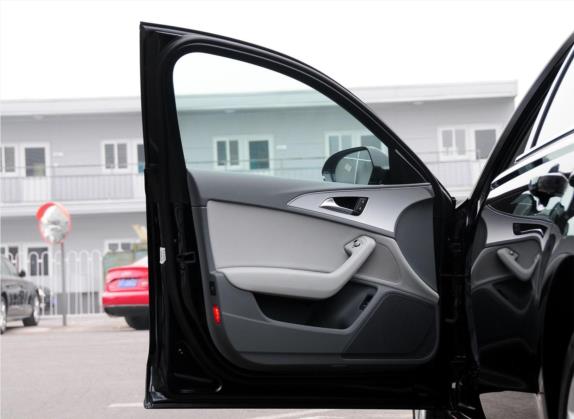 奥迪A6L 2012款 30 FSI 舒适型 车厢座椅   前门板