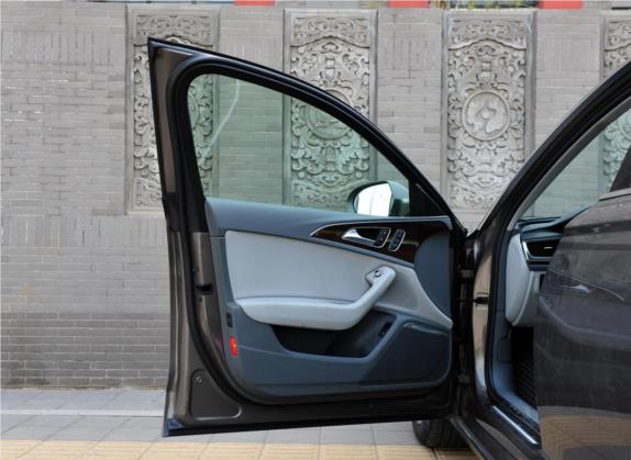 奥迪A6L 2012款 30 FSI 豪华型 车厢座椅   前门板