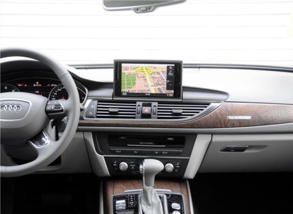 奥迪A6L 2014款 35 FSI quattro 豪华型 中控类   中控台