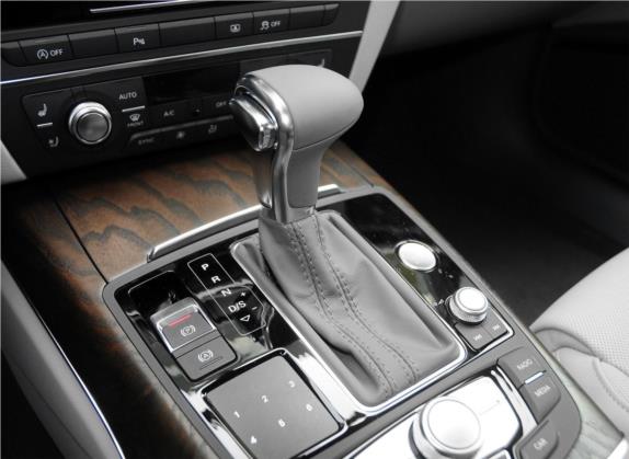 奥迪A6L 2014款 35 FSI quattro 豪华型 中控类   挡把