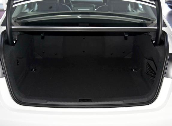 奥迪A6L 2016款 TFSI 舒适型 车厢座椅   后备厢