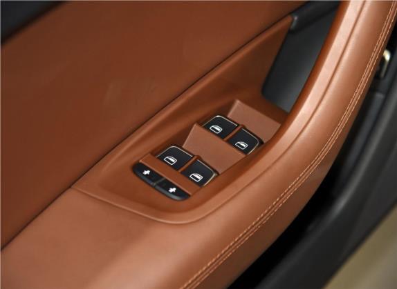 奥迪A6L 2016款 50 TFSI quattro 尊享型 车厢座椅   门窗控制
