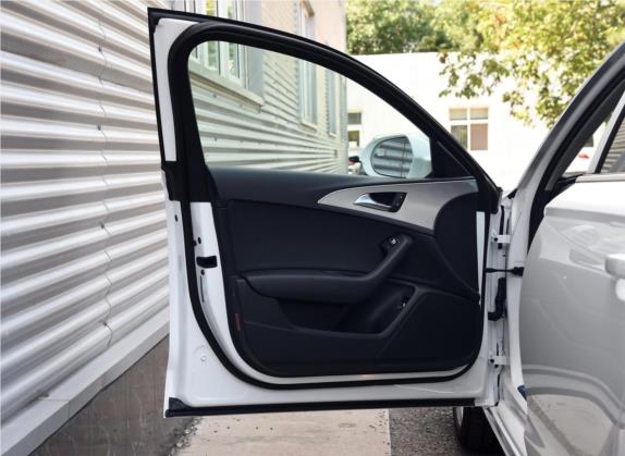奥迪A6L 2016款 30 FSI 特别版 车厢座椅   前门板