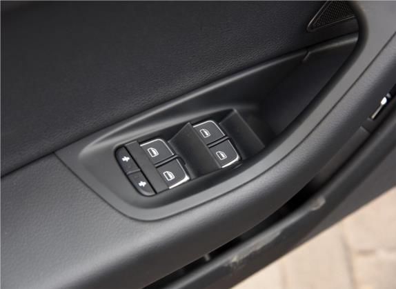 奥迪A6L 2017款 TFSI 技术型 车厢座椅   门窗控制
