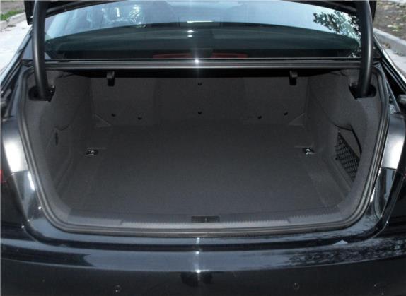 奥迪A6L 2017款 50 TFSI quattro 豪华型 车厢座椅   后备厢