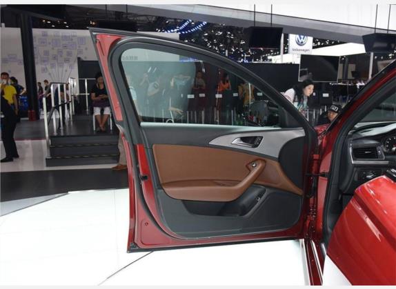 奥迪A6L 2018款 30周年年型 35 TFSI 运动型 车厢座椅   前门板