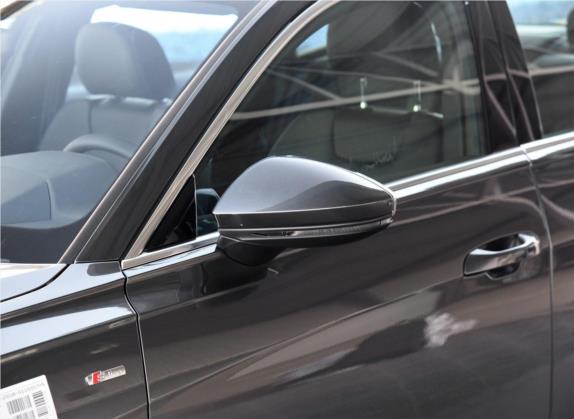 奥迪A6L 2019款 40 TFSI 豪华动感型 外观细节类   外后视镜