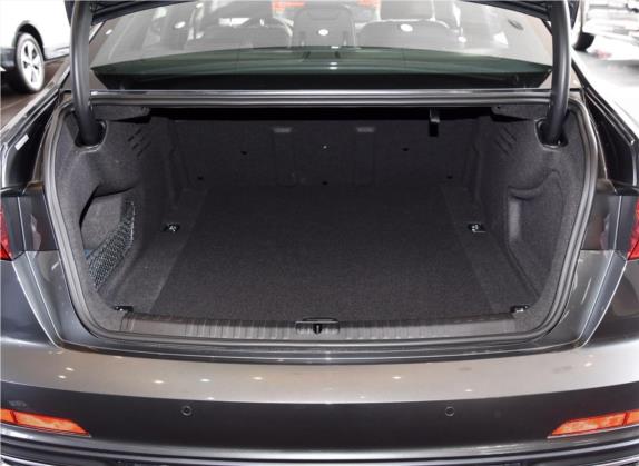 奥迪A6L 2020款 45 TFSI quattro 尊享动感型 车厢座椅   后备厢