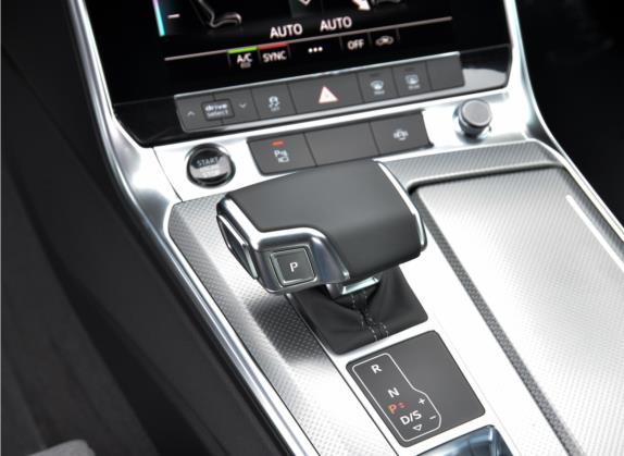 奥迪A6L 2021款 40 TFSI 豪华动感型 中控类   挡把