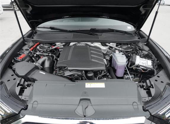 奥迪A6L 2021款 45 TFSI 臻选动感型 其他细节类   发动机舱