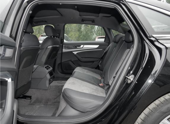 奥迪A6L 2021款 45 TFSI 臻选动感型 车厢座椅   后排空间
