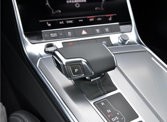 奥迪A6L 2021款 45 TFSI quattro 臻选动感型 中控类   挡把