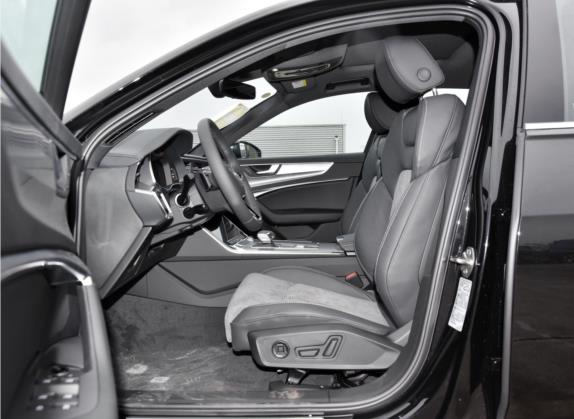奥迪A6L 2022款 40 TFSI 豪华动感型 车厢座椅   前排空间