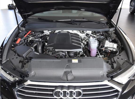奥迪A6L 2022款 45 TFSI quattro 尊享动感型 其他细节类   发动机舱