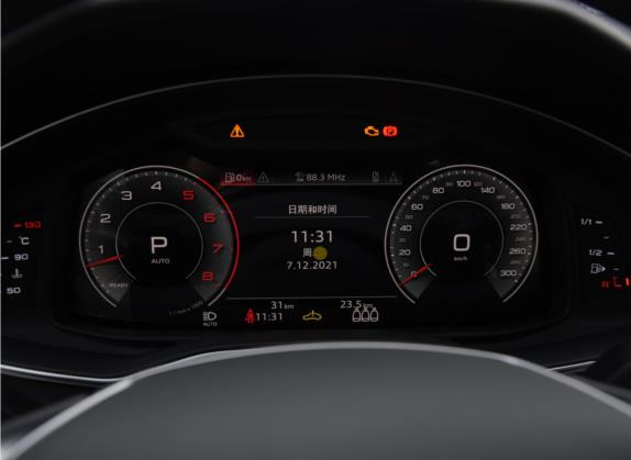 奥迪A6L 2022款 55 TFSI quattro 尊享致雅型 中控类   仪表盘
