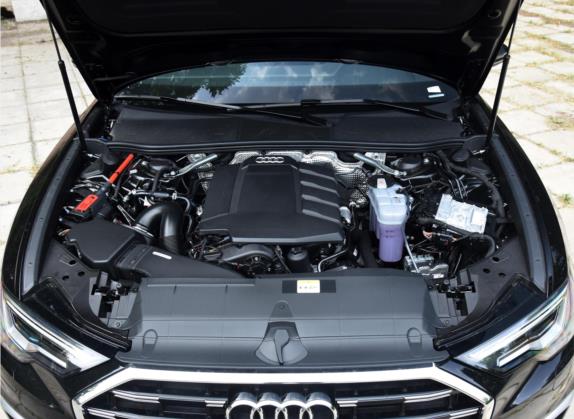 2023款 45 TFSI 臻选动感型 其他细节类   发动机舱