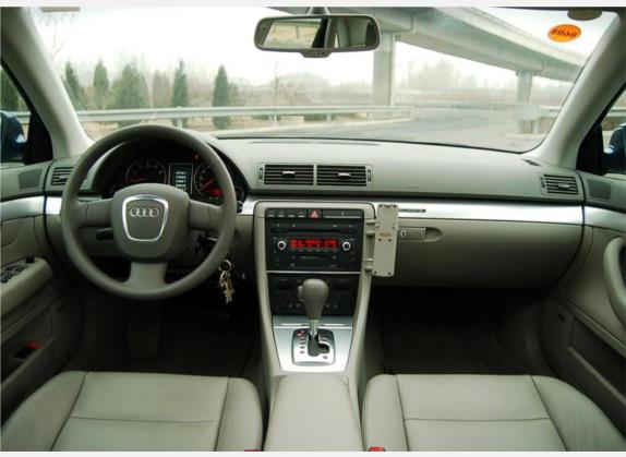 奥迪A4 2006款 3.0L quattro 旗舰型 中控类   中控全图