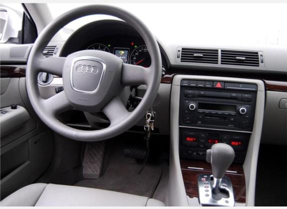 奥迪A4 2006款 1.8T 领先型 中控类   驾驶位