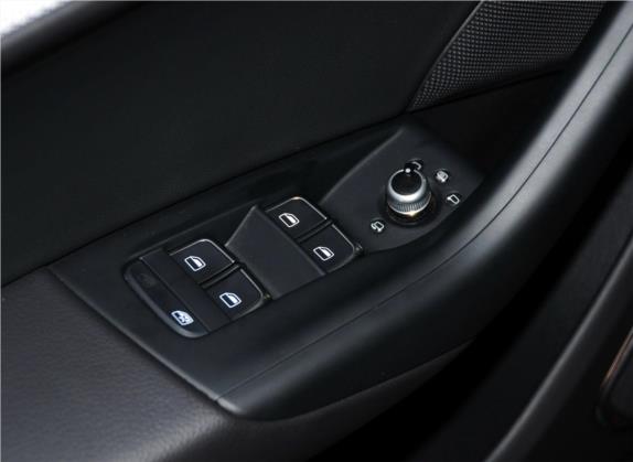 奥迪Q3 2013款 40 TFSI quattro 豪华型 车厢座椅   门窗控制