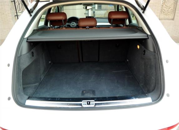 奥迪Q3 2013款 35 TFSI quattro 舒适型 车厢座椅   后备厢