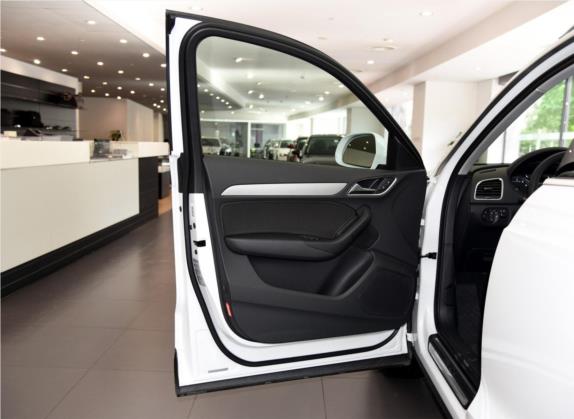 奥迪Q3 2015款 30 TFSI 标准型 车厢座椅   前门板