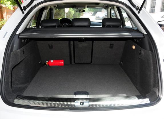 奥迪Q3 2015款 30 TFSI 舒适型 车厢座椅   后备厢