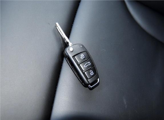 奥迪Q3 2015款 35 TFSI quattro 豪华型 其他细节类   钥匙
