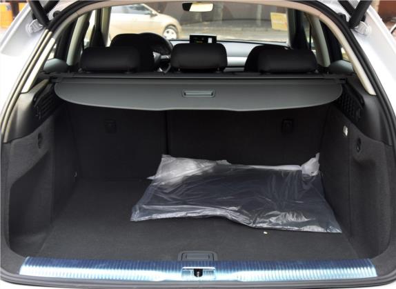 奥迪Q3 2016款 30 TFSI 标准型 车厢座椅   后备厢
