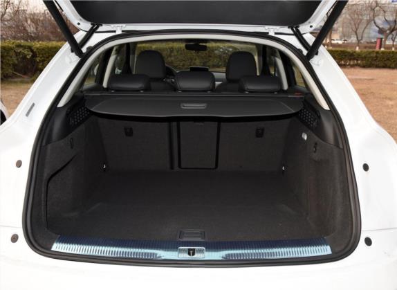 奥迪Q3 2017款 35 TFSI 时尚型 车厢座椅   后备厢