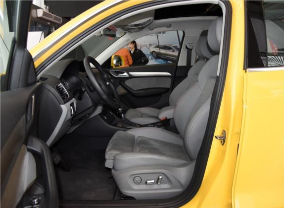 奥迪Q3 2017款 35 TFSI quattro 全时四驱运动型 车厢座椅   前排空间