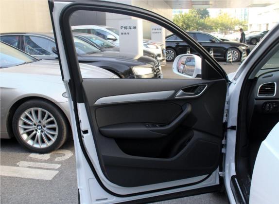 奥迪Q3 2018款 30周年年型 30 TFSI 标准型 车厢座椅   前门板