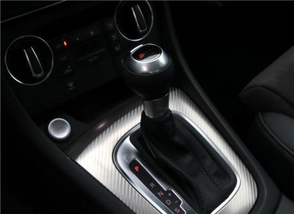 奥迪Q3 2018款 30周年年型 35 TFSI quattro 全时四驱运动型 中控类   挡把