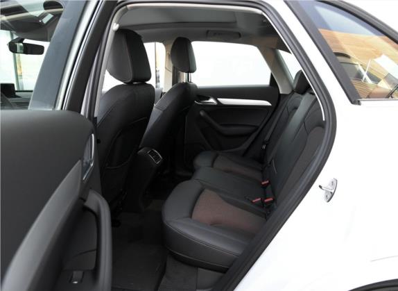 奥迪Q3 2018款 30 TFSI 时尚型典藏版 车厢座椅   后排空间