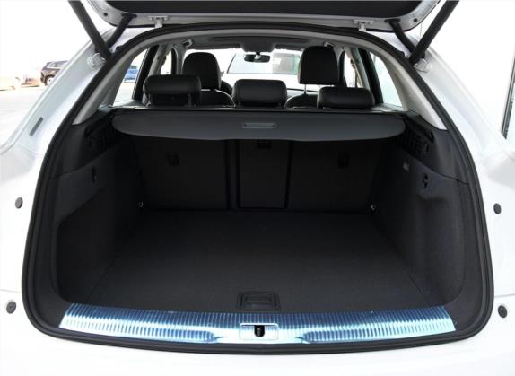 奥迪Q3 2018款 30 TFSI 时尚型典藏版 车厢座椅   后备厢