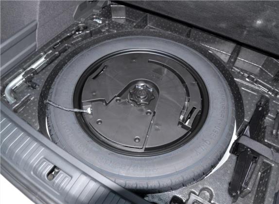 奥迪Q3 2020款 35 TFSI 进取动感型 其他细节类   备胎