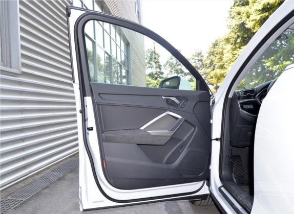 奥迪Q3 2020款 35 TFSI 进取动感型 车厢座椅   前门板