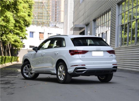 奥迪Q3 2020款 35 TFSI 进取动感型 外观   斜后