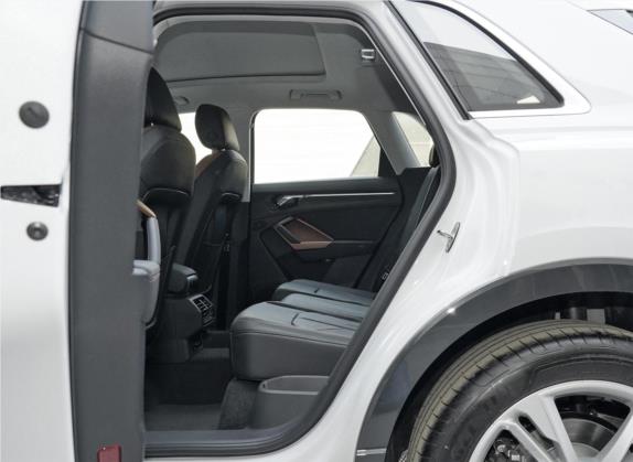 奥迪Q3 2020款 40 TFSI 时尚致雅型 车厢座椅   后排空间