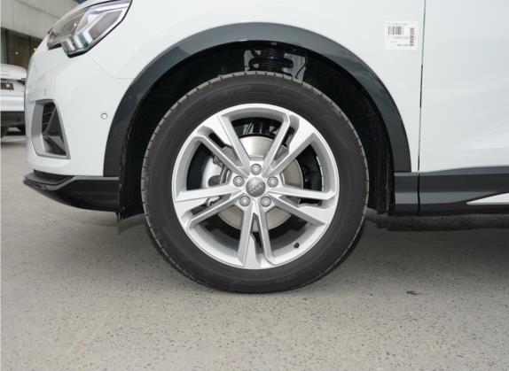 奥迪Q3 2021款 35 TFSI 时尚致雅型 其他细节类   前轮
