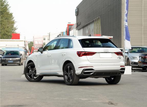 奥迪Q3 2022款 45 TFSI quattro 时尚动感型 外观   斜后