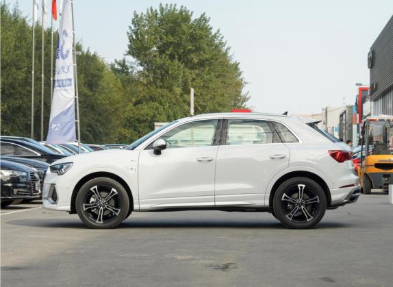 奥迪Q3 2022款 45 TFSI quattro 时尚动感型 外观   正侧