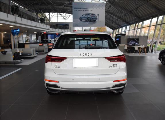 奥迪Q3 2023款  35 TFSI 进取动感型 外观   正后