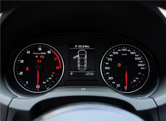奥迪A3 2014款 Limousine 35 TFSI 自动舒适型 中控类   仪表盘