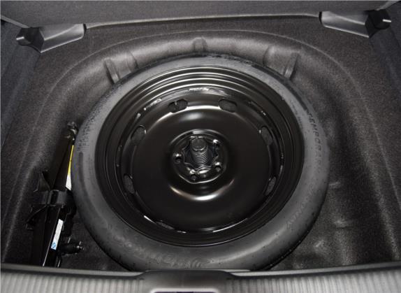 奥迪A3 2016款 Sportback 35 TFSI 进取型 其他细节类   备胎
