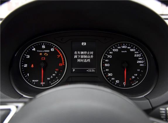 奥迪A3 2016款 Limousine 35 TFSI 领英型 中控类   仪表盘