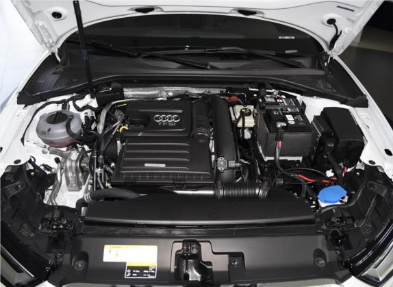 奥迪A3 2017款 Sportback 35 TFSI 进取型 其他细节类   发动机舱
