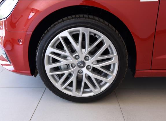 奥迪A3 2017款 Sportback 35 TFSI 风尚型 其他细节类   前轮