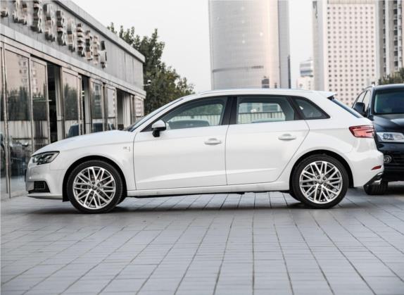奥迪A3 2018款 30周年年型 Sportback 40 TFSI 风尚型 外观   正侧