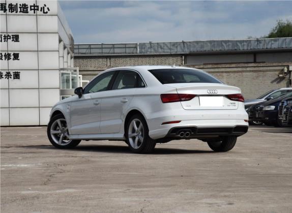 奥迪A3 2018款 30周年年型 Limousine 35 TFSI 时尚型 外观   斜后